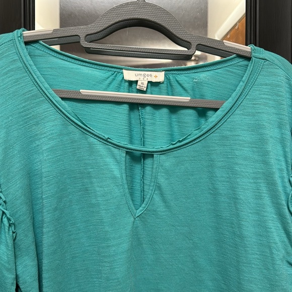 Umgee blouse - Picture 2 of 7